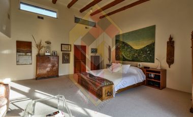 VENDE  O RENTA CASA EN CALLE CERRADA EN LOMAS ALTAS