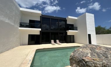 CASA EN VENTA CAMPECHE HILLS