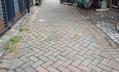 Rumah Disewakan di Kutisari