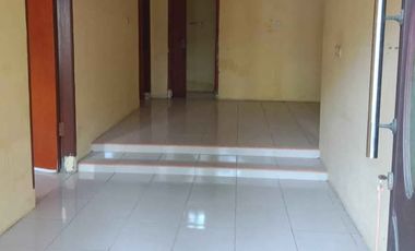 Rumah Disewakan di Kutisari