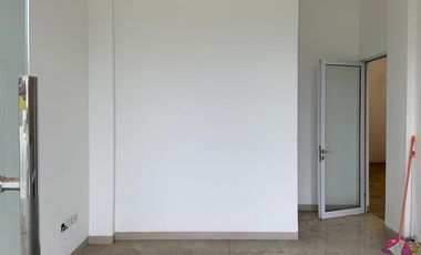 DIJUAL CEPAT Gudang 2 lantai di Citra Garden 8, Kalideres, Jakbar