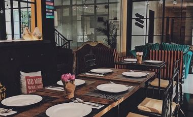 HOTEL DI JL. PANGERAN ANTASARI - JAKSEL