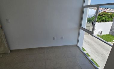Casa en condominio con alberca, en venta, en Emiliano Zapata, Morelos