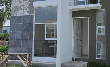 Casa en condominio con alberca, en venta, en Emiliano Zapata, Morelos