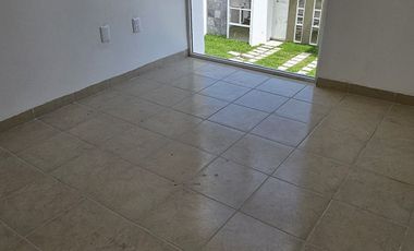 Casa en condominio con alberca, en venta, en Emiliano Zapata, Morelos