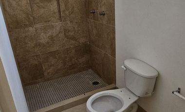 Casa con roof top en venta, en condominio con alberca, en Emiliano Zapata, Mor.