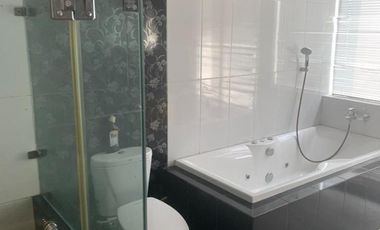 DISEWA RUMAH  MINIMALIST HOUSE LOKASI PREMIUM HANG LEKIU KEBAYORAN BAR