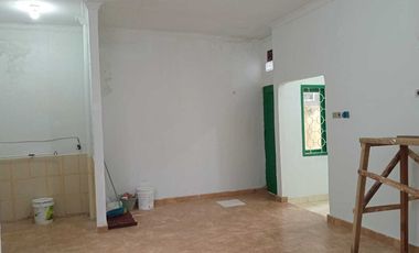 DIJUAL RUMAH KOMPLEK BANDARA RESIDENCE PALEMBANG – Free AC Tiap Kamar