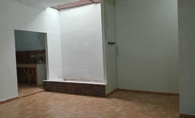DIJUAL RUMAH KOMPLEK BANDARA RESIDENCE PALEMBANG – Free AC Tiap Kamar