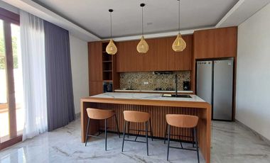 dijual villa modern lantai 3 sawangan nusa dua
