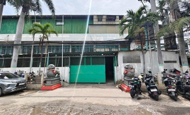 Gudang Agung Karya Hook Akses Container Jual Butuh.