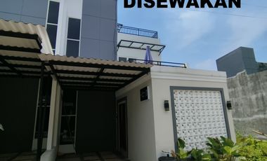 Villa 3lantai Private Pool Disewakan Murah