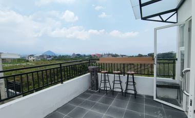 Villa 3lantai Private Pool Disewakan Murah