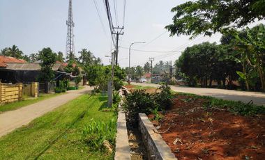 Rumah Pinggir Jalan Raya Dekat PLTU Labuan
