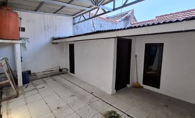 Dijaul Rumah di perumahan Nangeleng 2 kamar kota Sukabumi