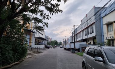 Dijual Cepat Gudang Daan Mogot Arcadia Rapi Siap Pakai luas 1.116 m2