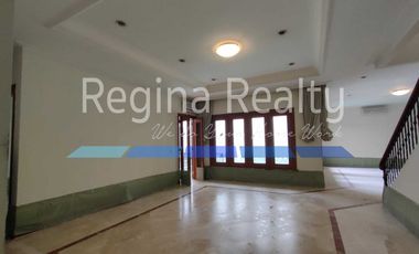 Disewakan Rumah Pondok Indah Kawasan Elit dan Asri