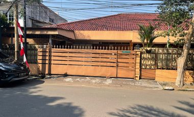 Dibawah NJOP RUMAH KANTOR DI KOMPLEK TAMAN RADIO DALAM