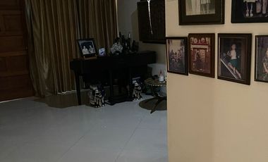 Dibawah NJOP RUMAH KANTOR DI KOMPLEK TAMAN RADIO DALAM