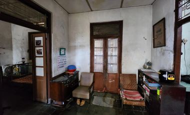 Rumah Lama Hitung Tanah Jl. Indraprasta Semarang Dekat Pusat Kota