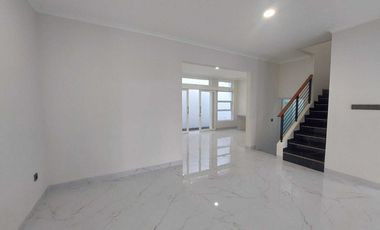Dijual Rumah Mewah Full Furnished Siap Huni di Delatinos BSD