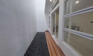 Dijual Rumah Mewah Full Furnished Siap Huni di Delatinos BSD