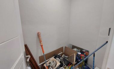 Disewakan Rumah Full Furnished Murah lokasi Strategis di Delatinos BSD