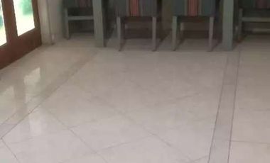 Disewakan Rumah Dua Lantai di Pondok Bambu Duren Sawit