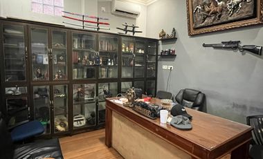 DIJUAL RUMAH MEWAH + KANTOR WORKSHOP JALAN KANCIL PUTIH PALEMBANG