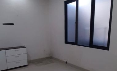 Rumah 2.1 M  Furnished NUSALOKA BSD CITY