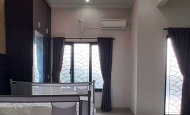 Rumah 2.1 M  Furnished NUSALOKA BSD CITY