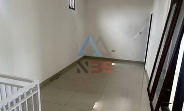 Dijual rumah minimalis 2 lantai Lokasi jl gunung talang Padang Sambian