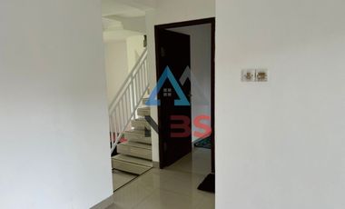 Dijual rumah minimalis 2 lantai Lokasi jl gunung talang Padang Sambian
