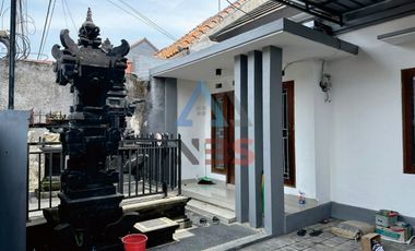 Dijual rumah minimalis 2 lantai Lokasi jl gunung talang Padang Sambian