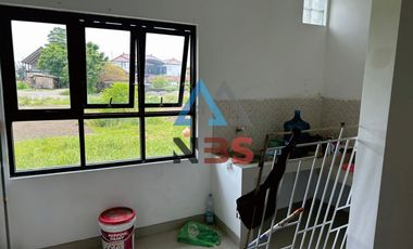 Dijual rumah minimalis 2 lantai Lokasi jl gunung talang Padang Sambian