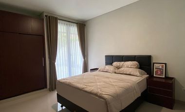 Dijual Rumah bagus di Setraduta