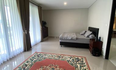 Dijual Rumah bagus di Setraduta