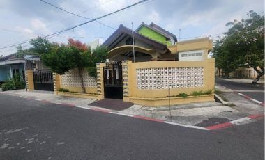 Rumah Bagus Nyaman Luas di Banyuanyar Solo Kota