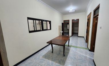 Rumah Bagus Nyaman Luas di Banyuanyar Solo Kota