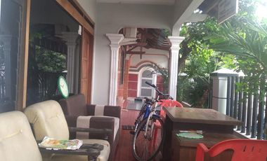 Jual murah BU rumah luas dekat luwes gentan  BU