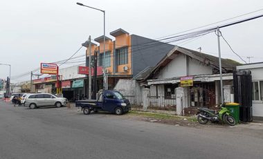 Disewakan Tempat Usaha Raya Taman Asri