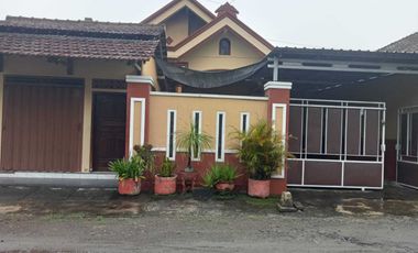 Di Jual Rumah Murah di Kutukan Garum Blitar