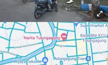 Dijual Cepat Rumah Hiung Tanah Siap Huni Model Lama saja Lokasi Hadap Jalan Raya Cocok Untuk Bisnis Komersil dan Usaha