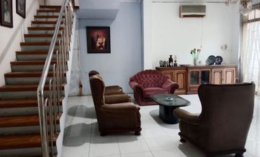 Rumah luas plus kos tengah kota solo dekat stadion manahan