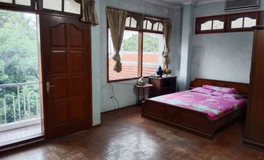 Rumah luas plus kos tengah kota solo dekat stadion manahan