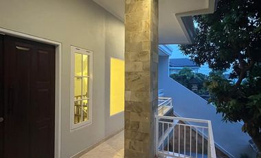 Dijual rumah mewah lantai 2 denpasar timur