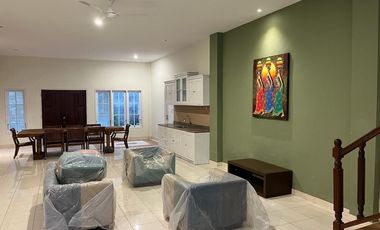 Dijual rumah mewah lantai 2 denpasar timur