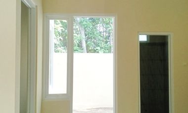 Rumah mewah siap huni