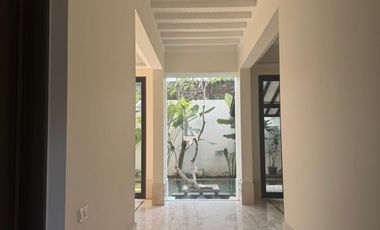 5 Bedroom Modern House in Tropical Private Compound in Pejaten Barat