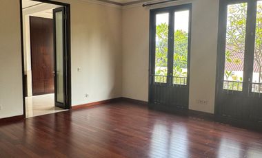 5 Bedroom Modern House in Tropical Private Compound in Pejaten Barat